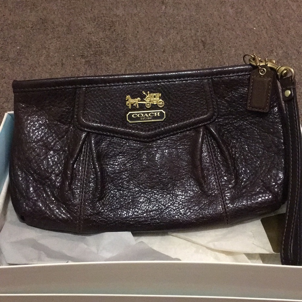 Brown Coach wristlet in great condition!